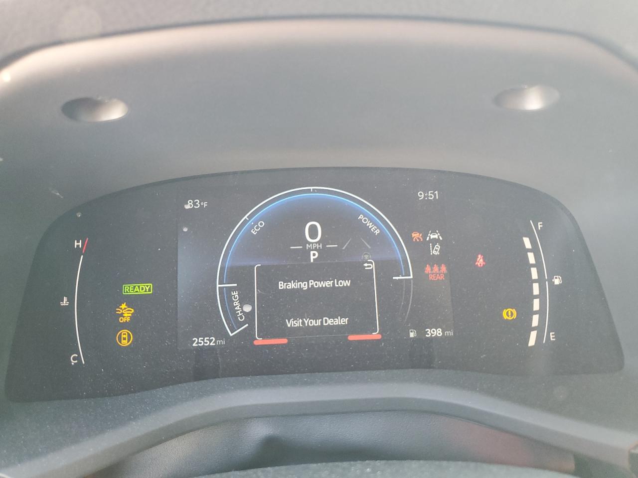 2025 Toyota Camry - Image 9