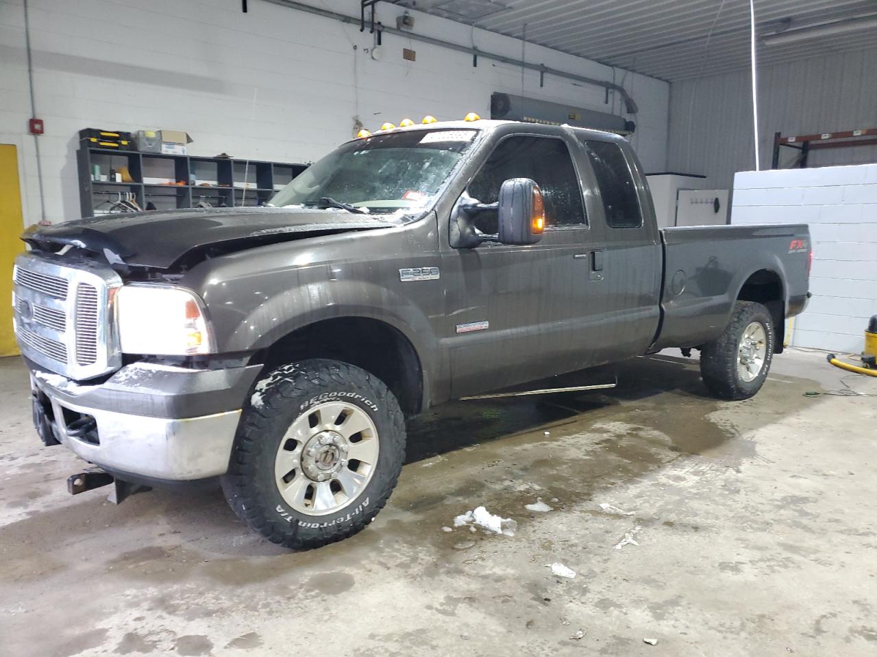 2005 Ford F250 Super Duty for Sale in Candia, NH - Front End