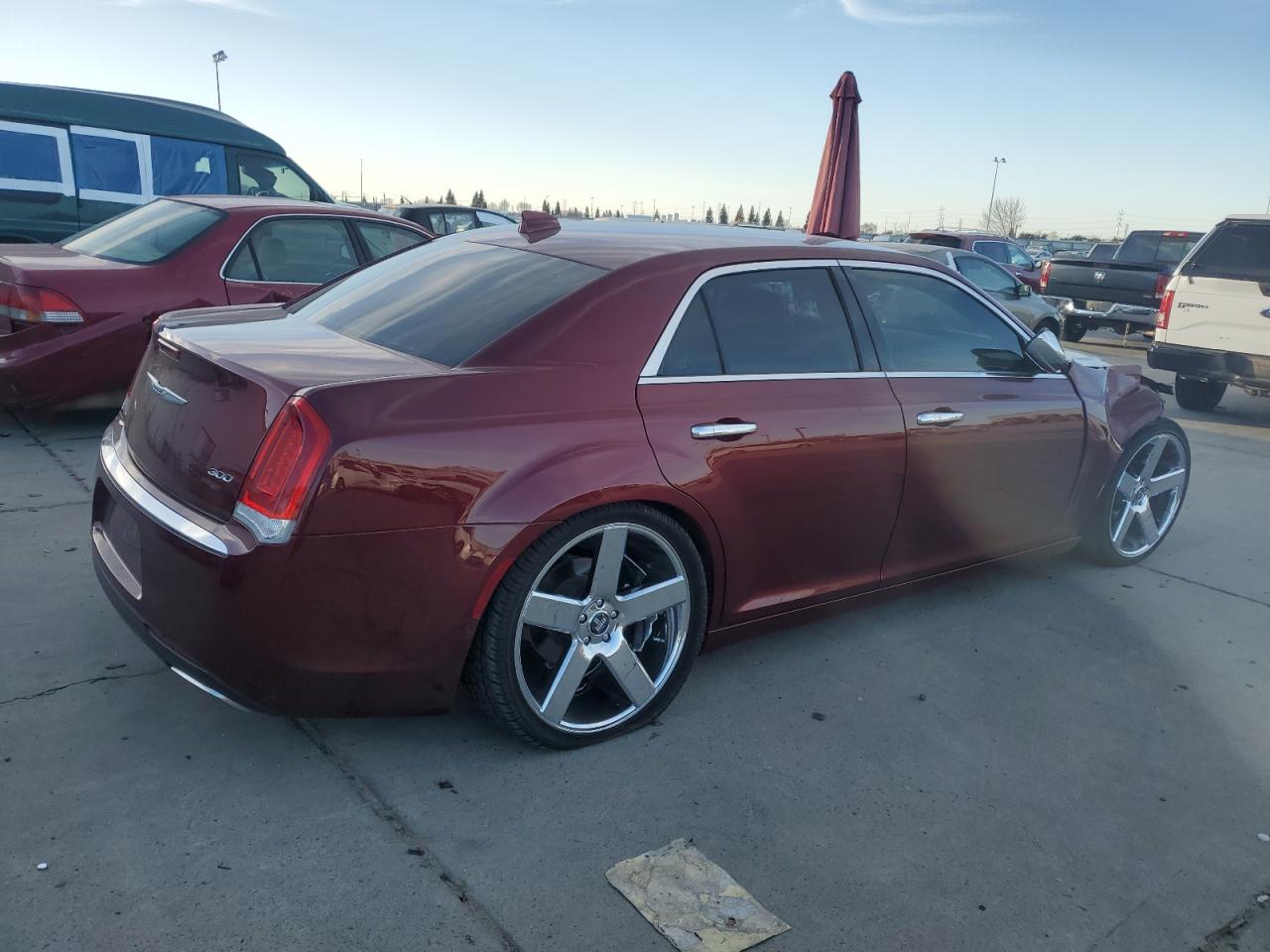 2019 Chrysler 300 - Image 3