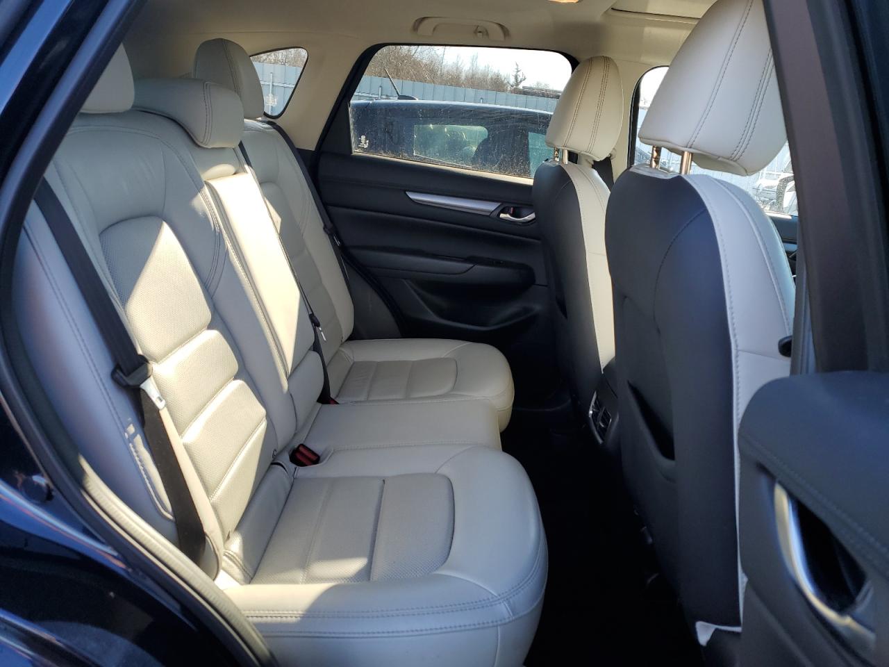 2021 Mazda CX-5 - Image 11