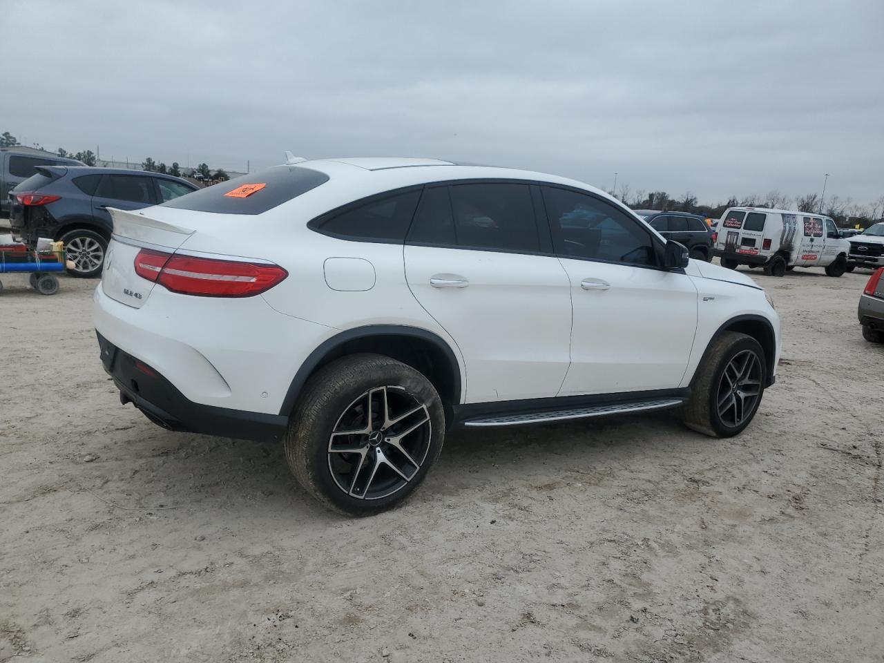 2019 Mercedes-Benz GLE - Image 3
