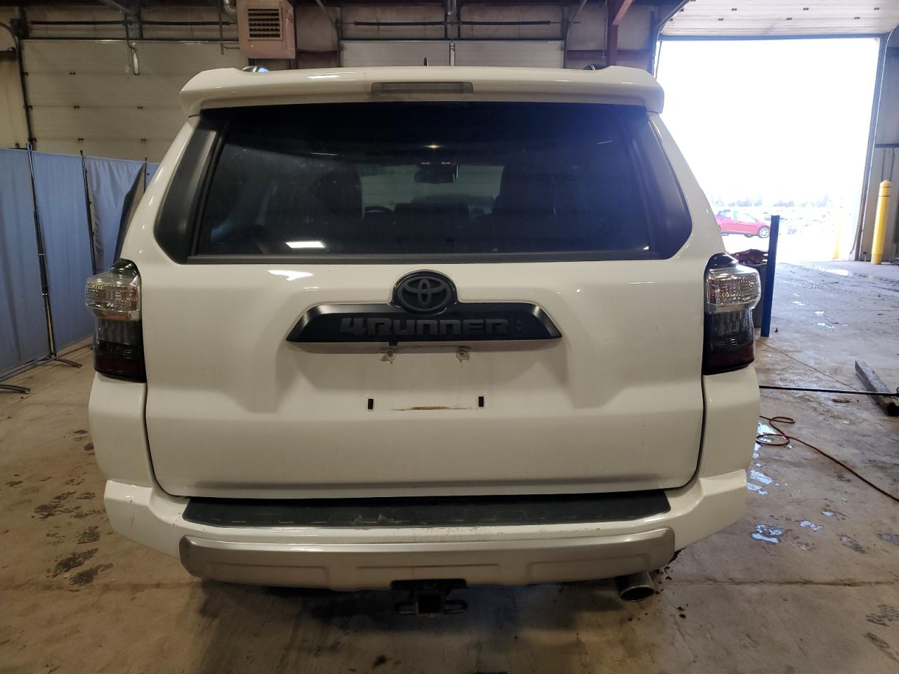 2021 Toyota 4Runner - Image 6