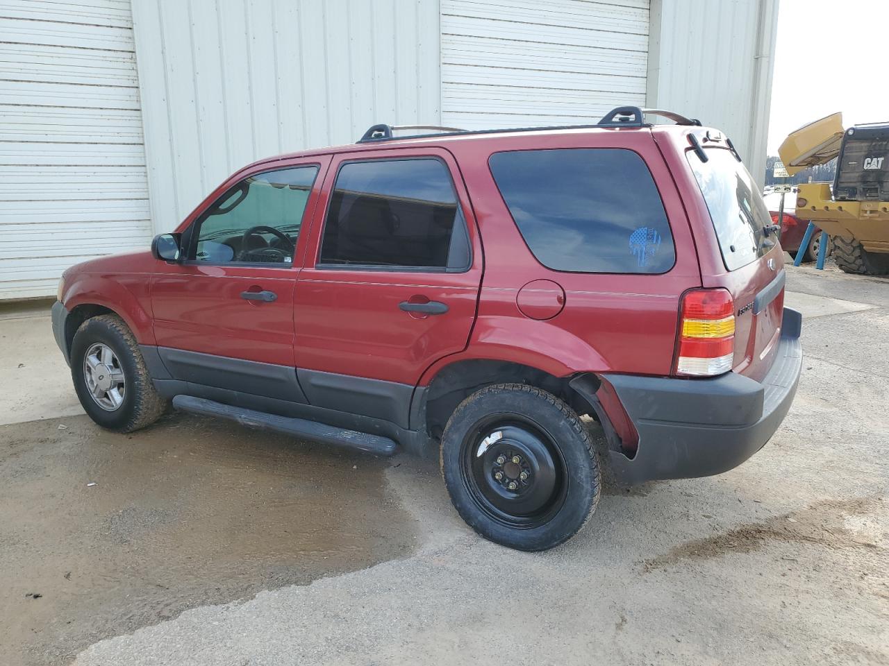 2004 Ford Escape - Image 2