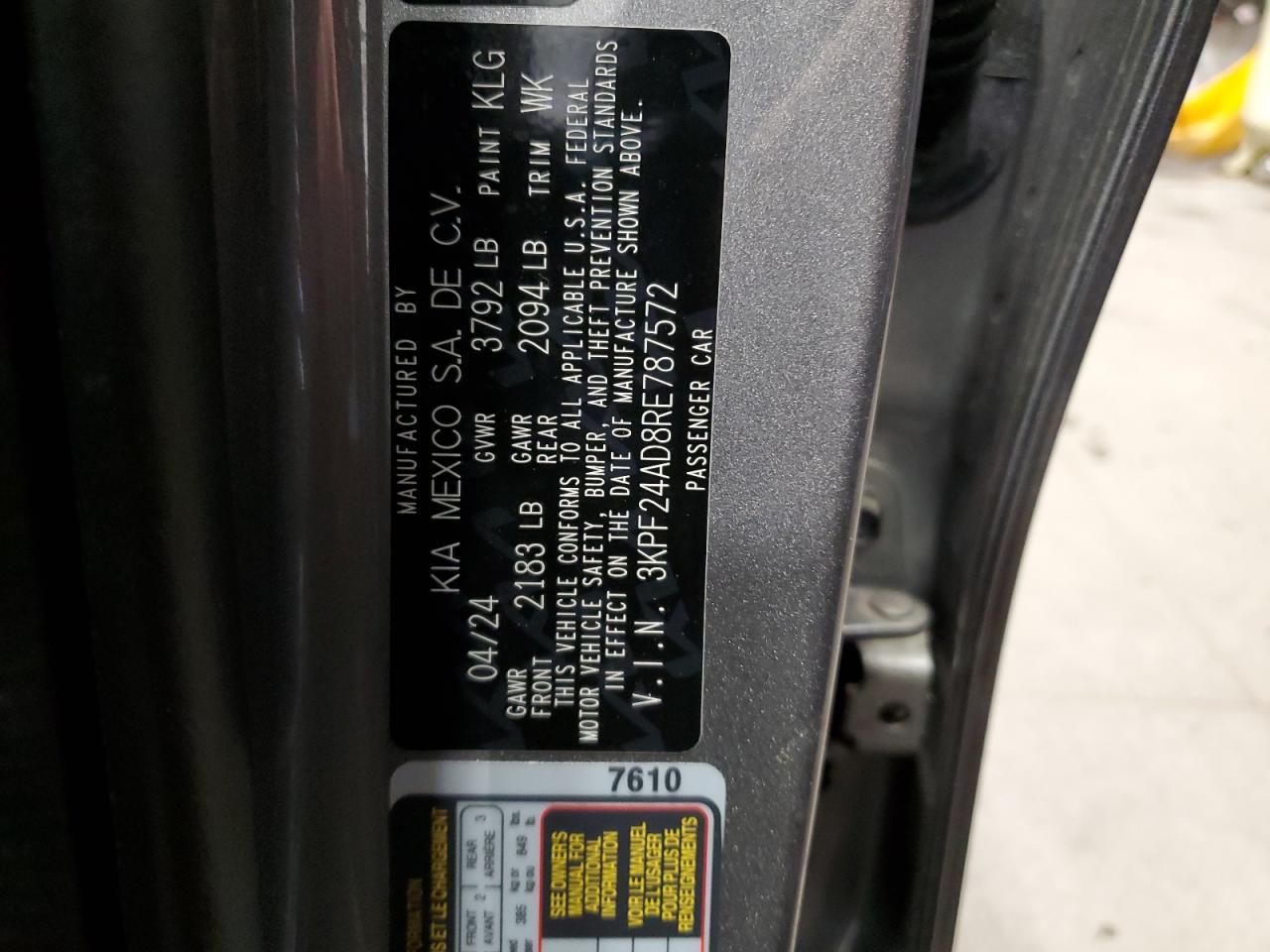 2024 Kia Forte - Image 12