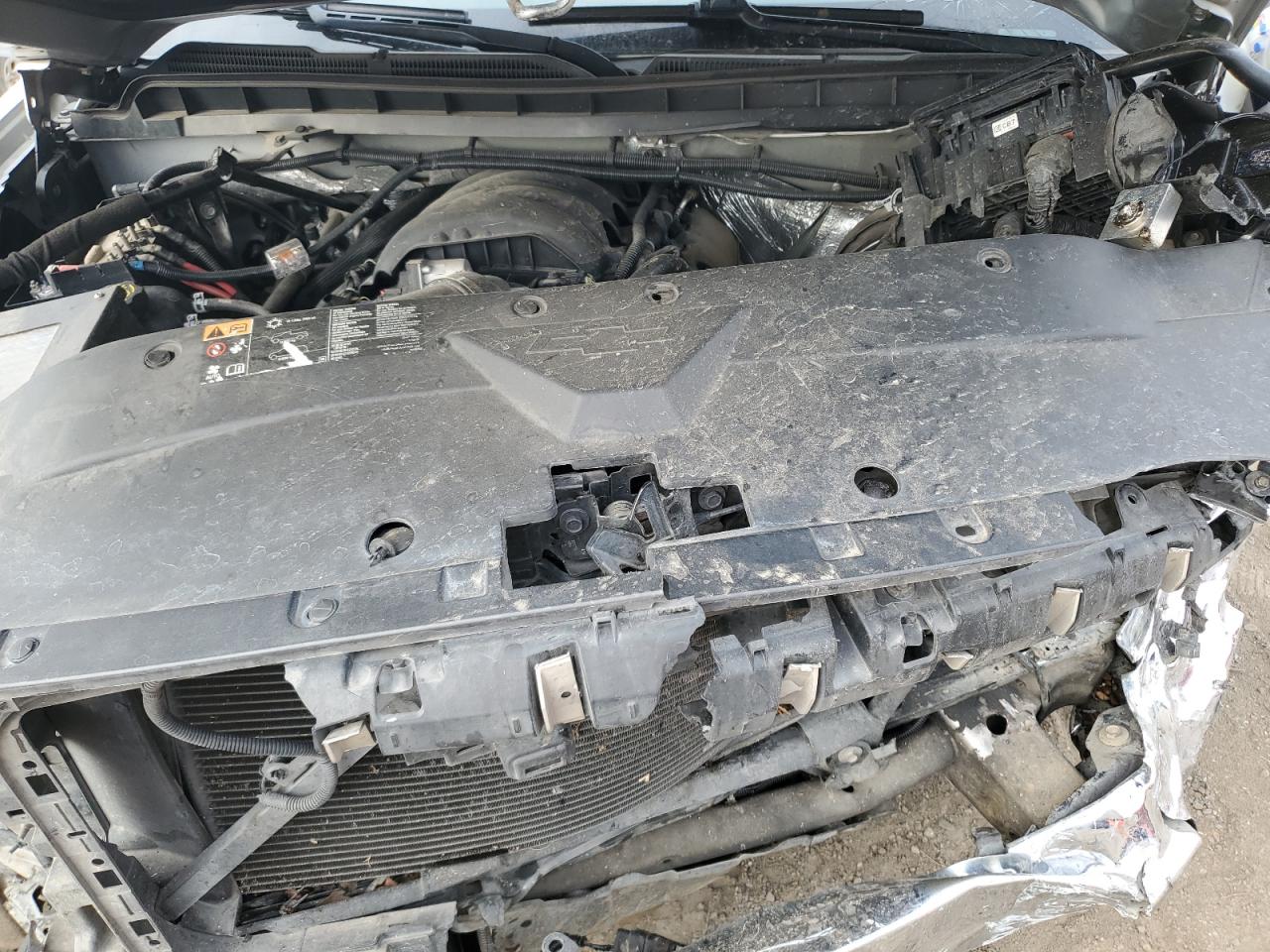2016 Chevrolet Silverado - Image 12