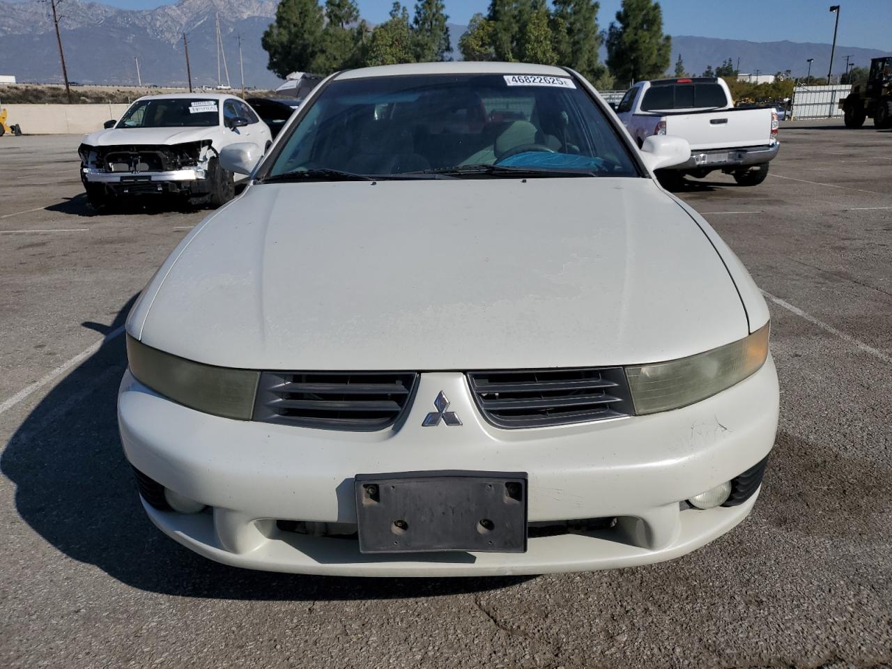 2002 Mitsubishi Galant - Image 5