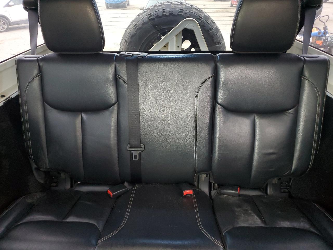 2013 Jeep Wrangler - Image 10