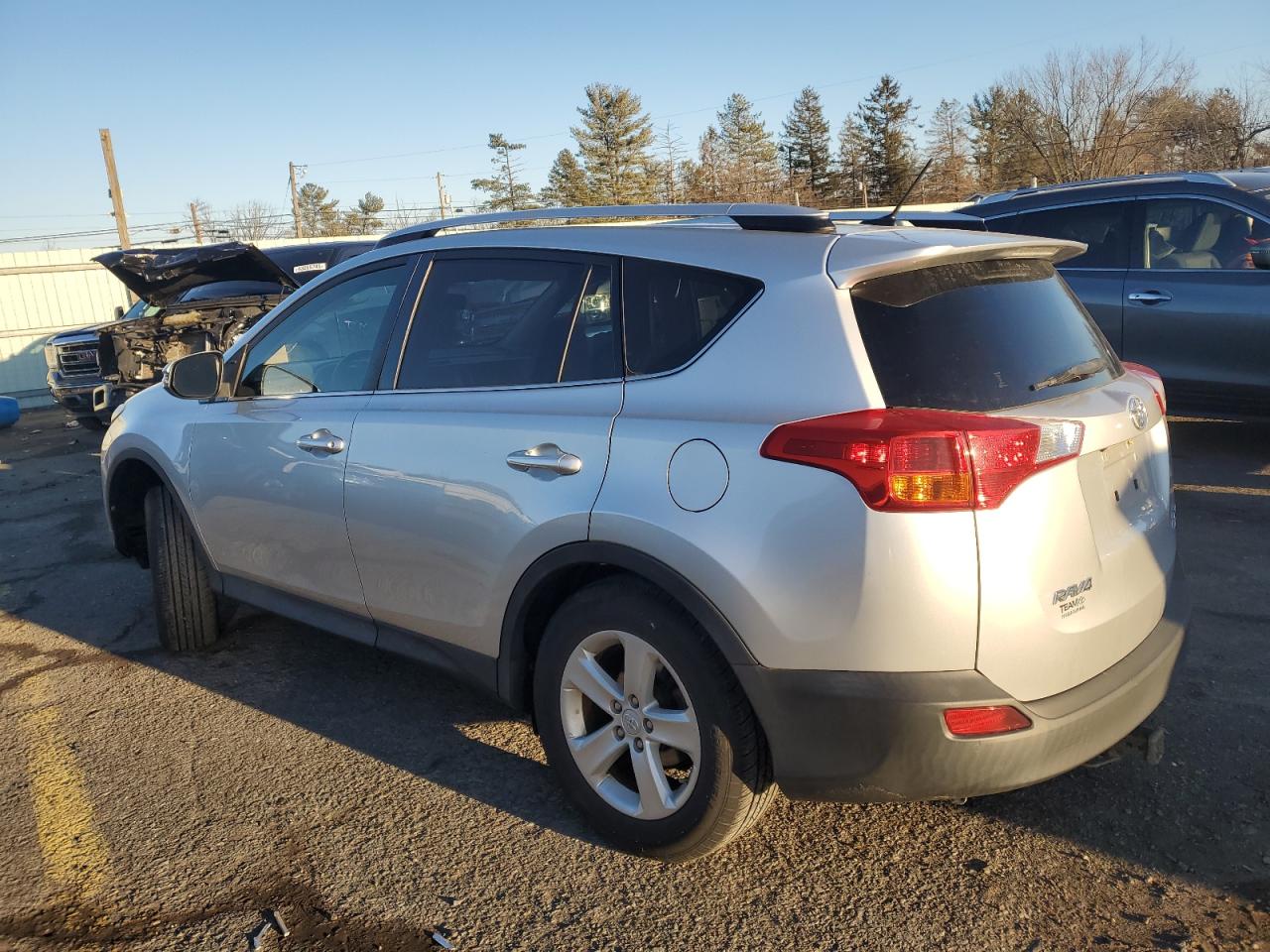 2014 Toyota RAV 4 - Image 2