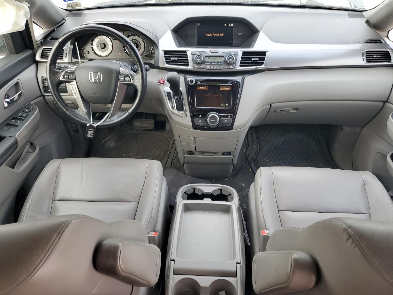2014 Honda Odyssey - Image 8