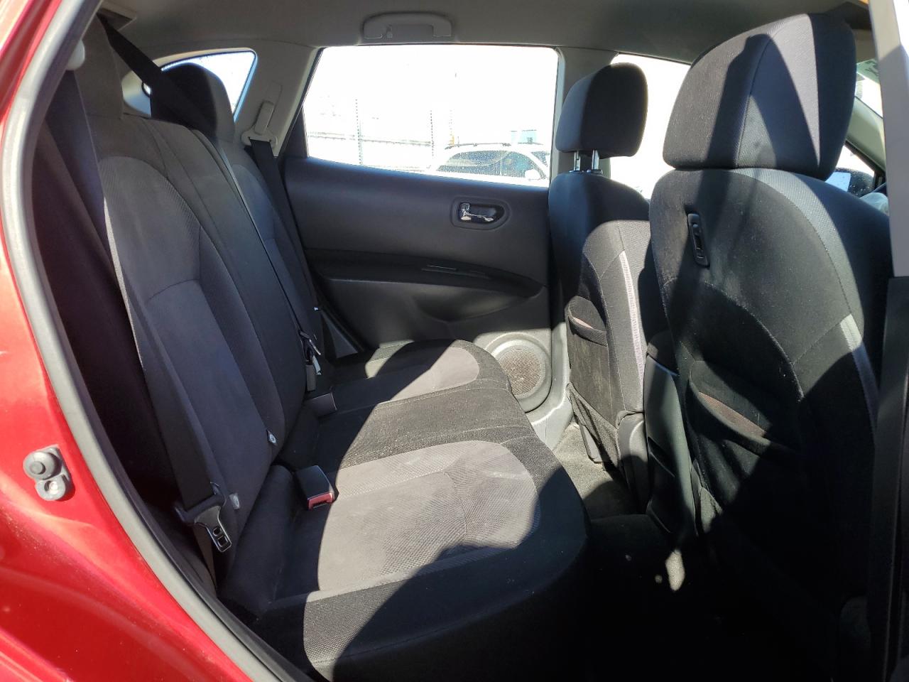 2012 Nissan Rogue - Image 11