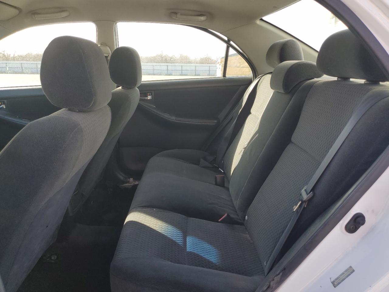 2005 Toyota Corolla - Image 10