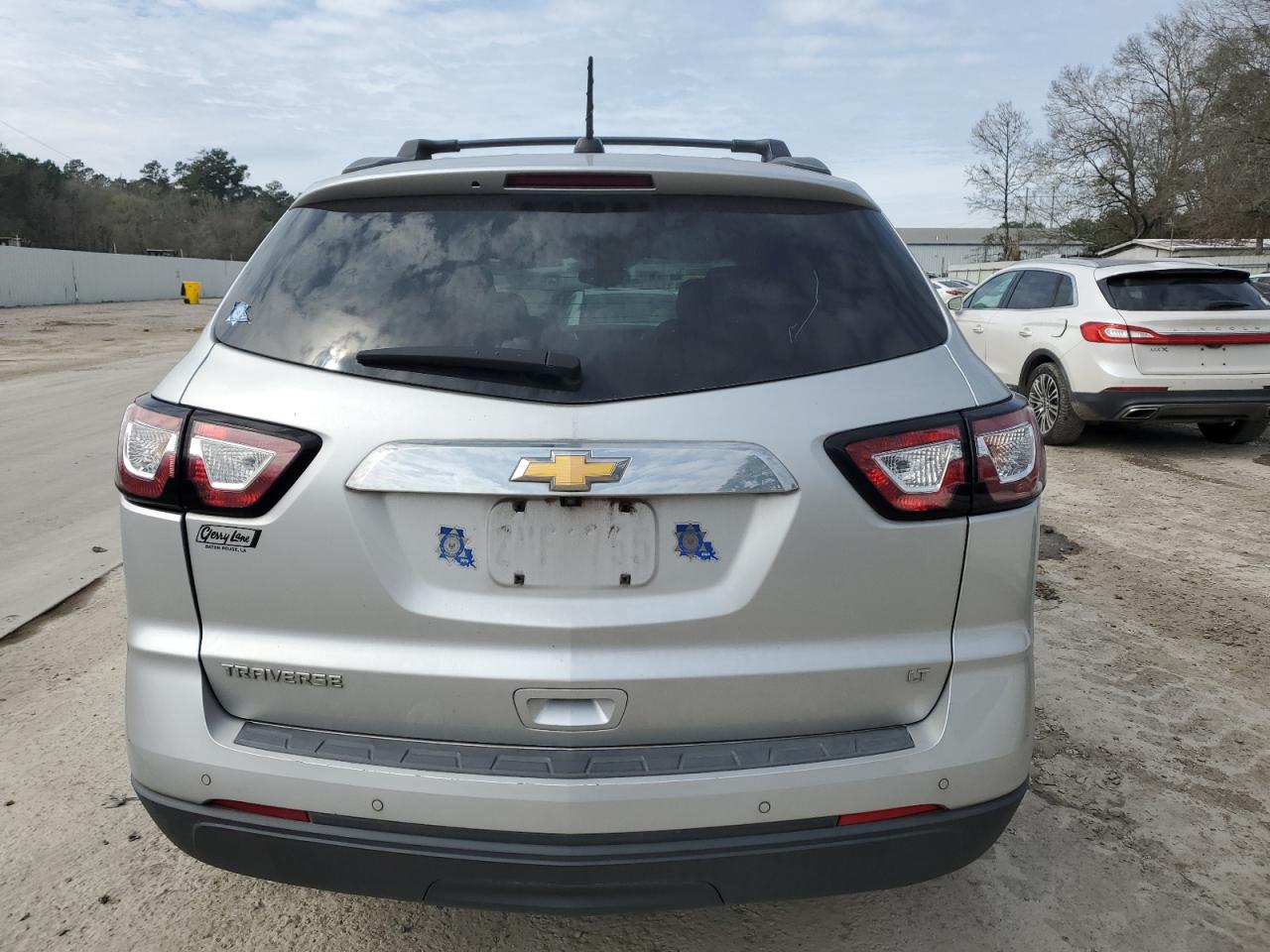 2017 Chevrolet Traverse - Image 6