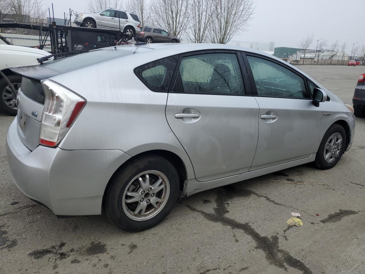 2010 Toyota Prius - Image 3
