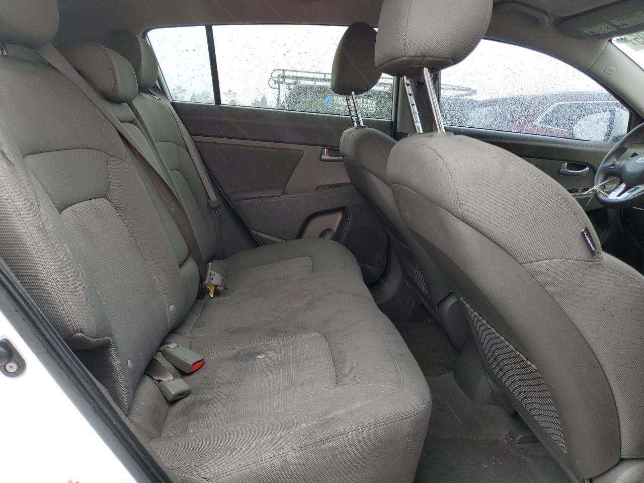 2011 Kia Sportage - Image 11