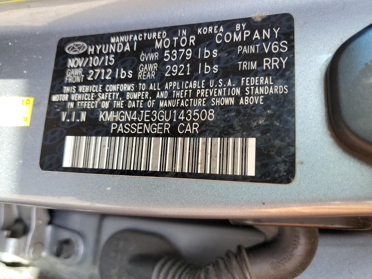2016 Hyundai Genesis - Image 12
