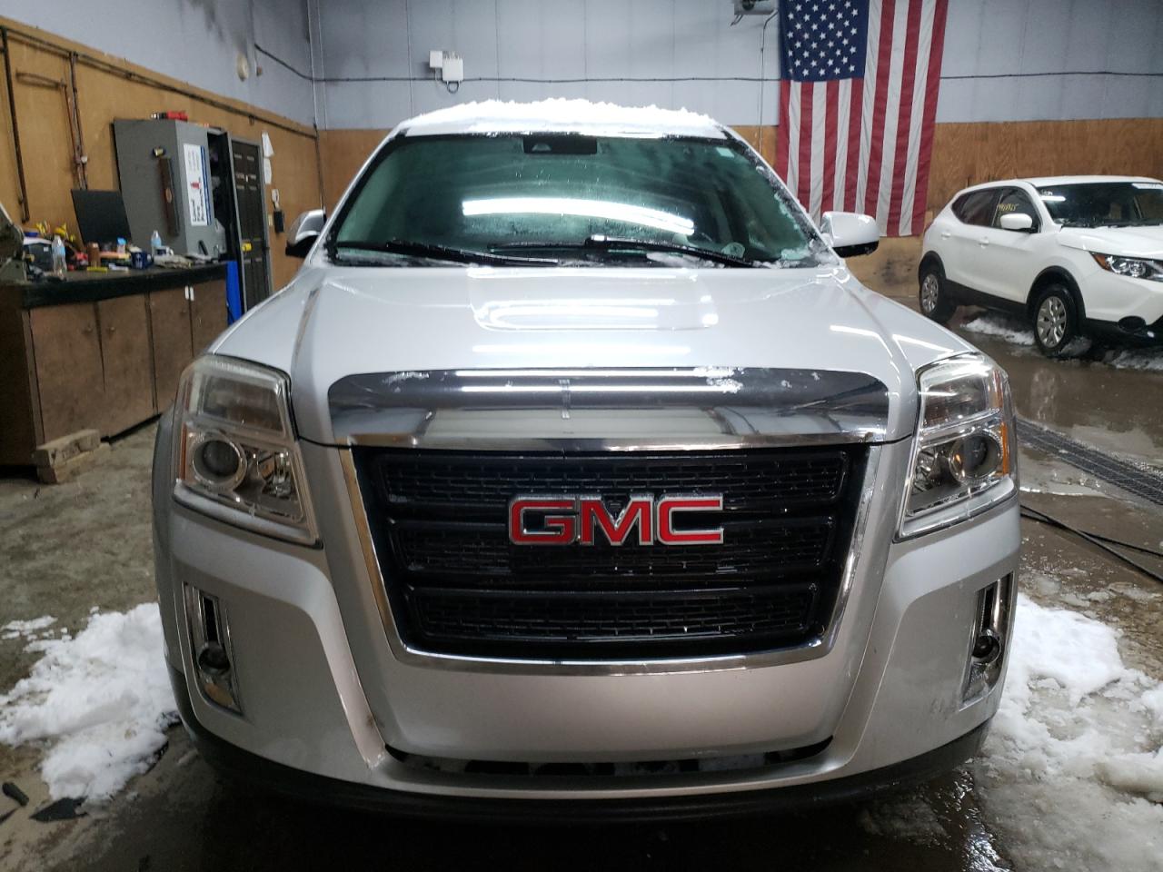 2015 GMC Terrain - Image 5
