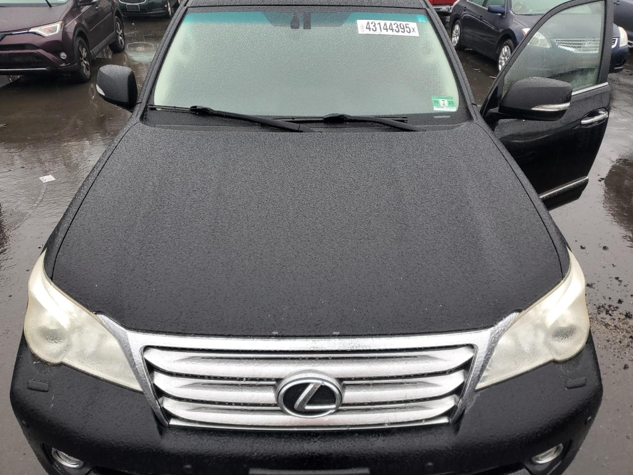 2010 Lexus GX - Image 12