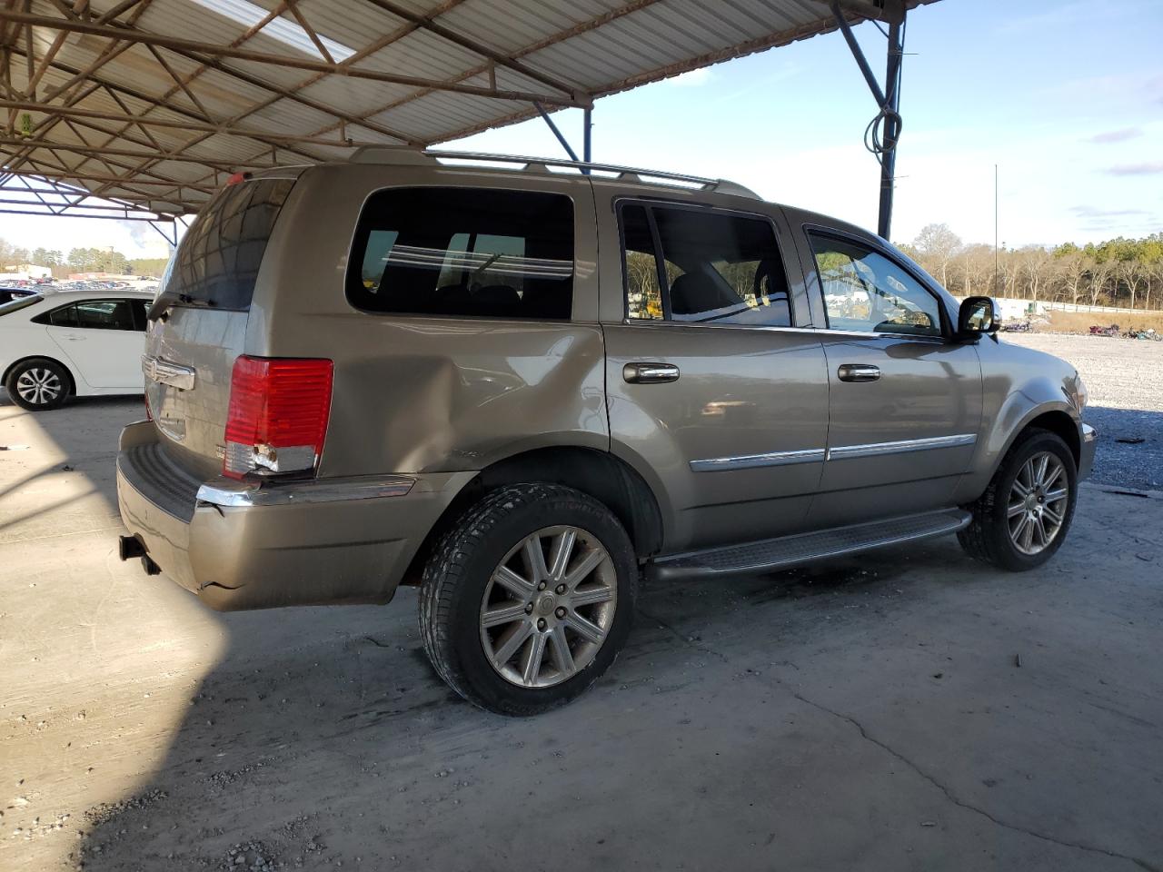 2007 Chrysler Aspen - Image 3