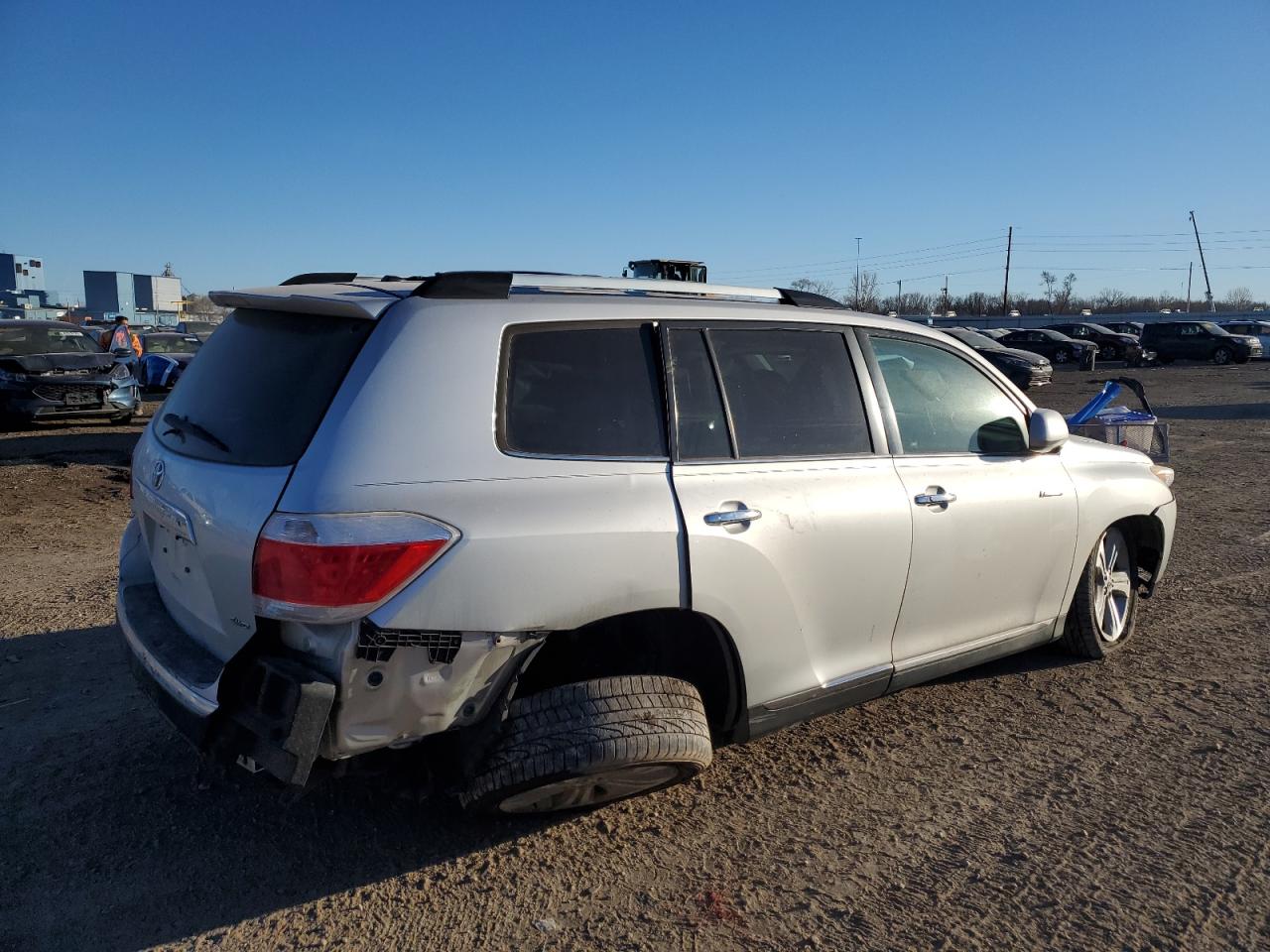 2013 Toyota Highlander - Image 3