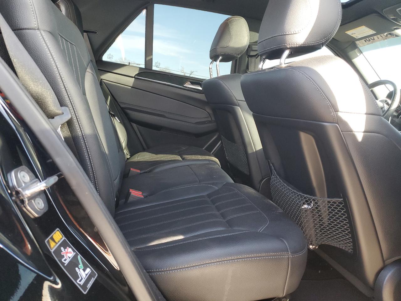 2018 Mercedes-Benz GLE - Image 11