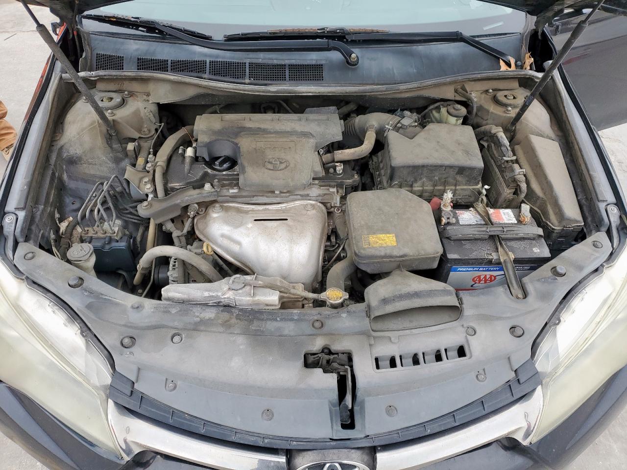 2015 Toyota Camry - Image 11