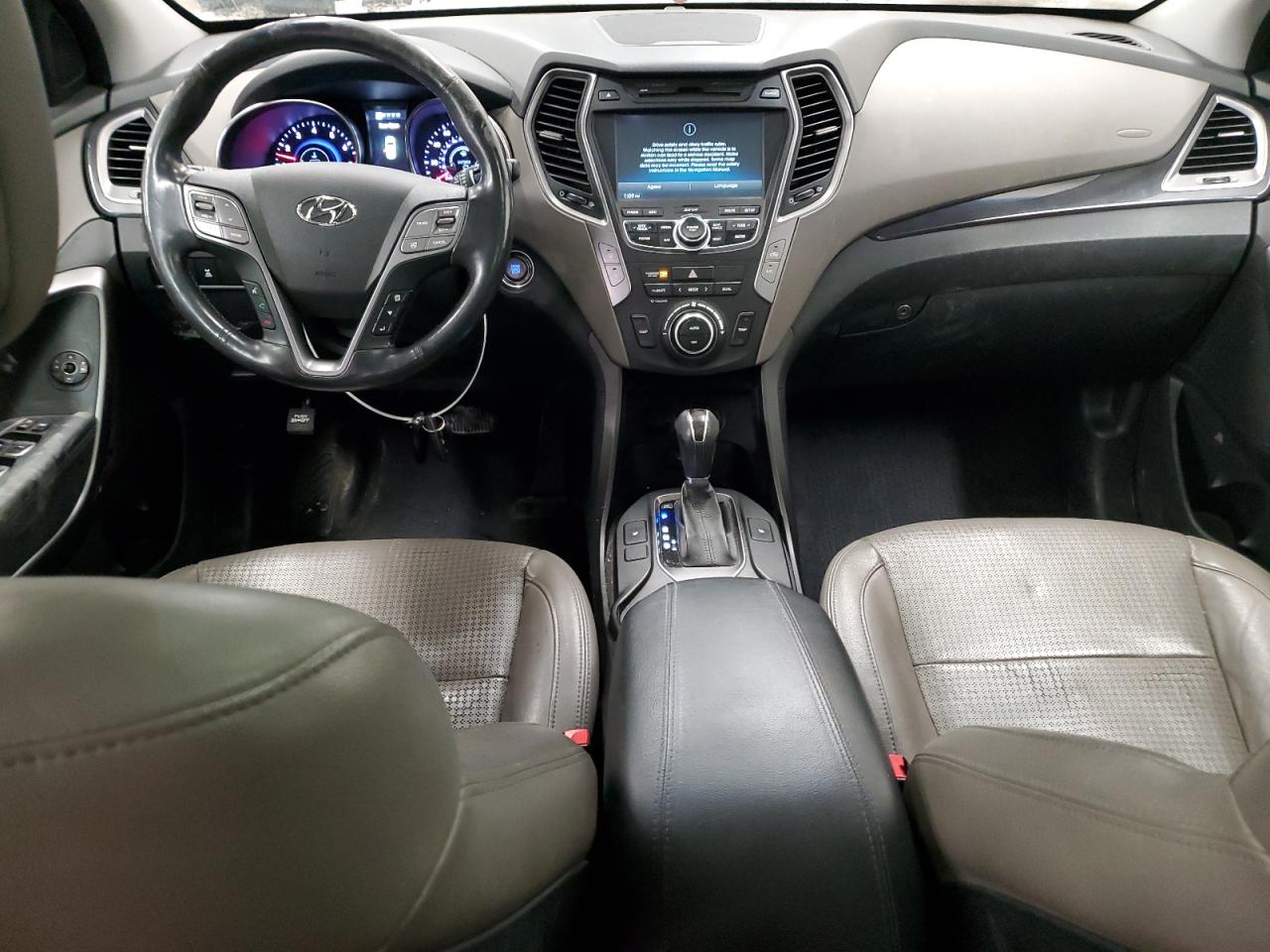 2013 Hyundai Santa Fe - Image 8