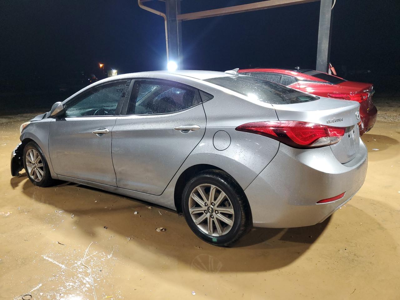2016 Hyundai Elantra - Image 2