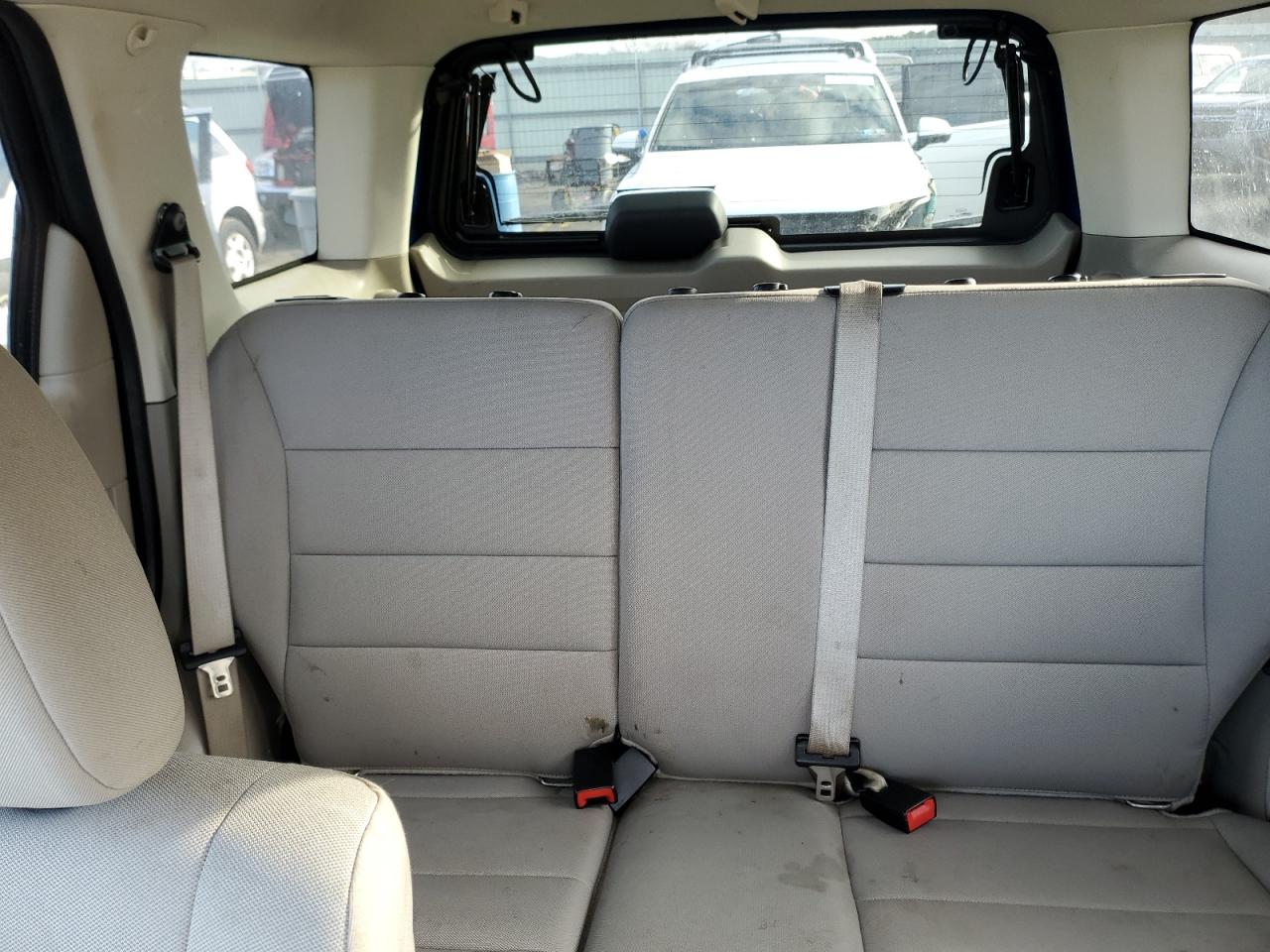2011 Ford Escape - Image 10