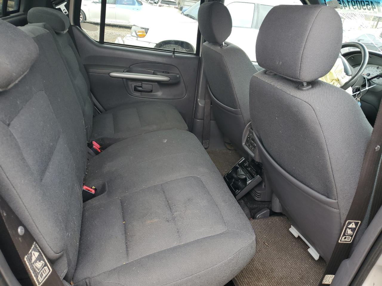 2002 Ford Explorer - Image 11