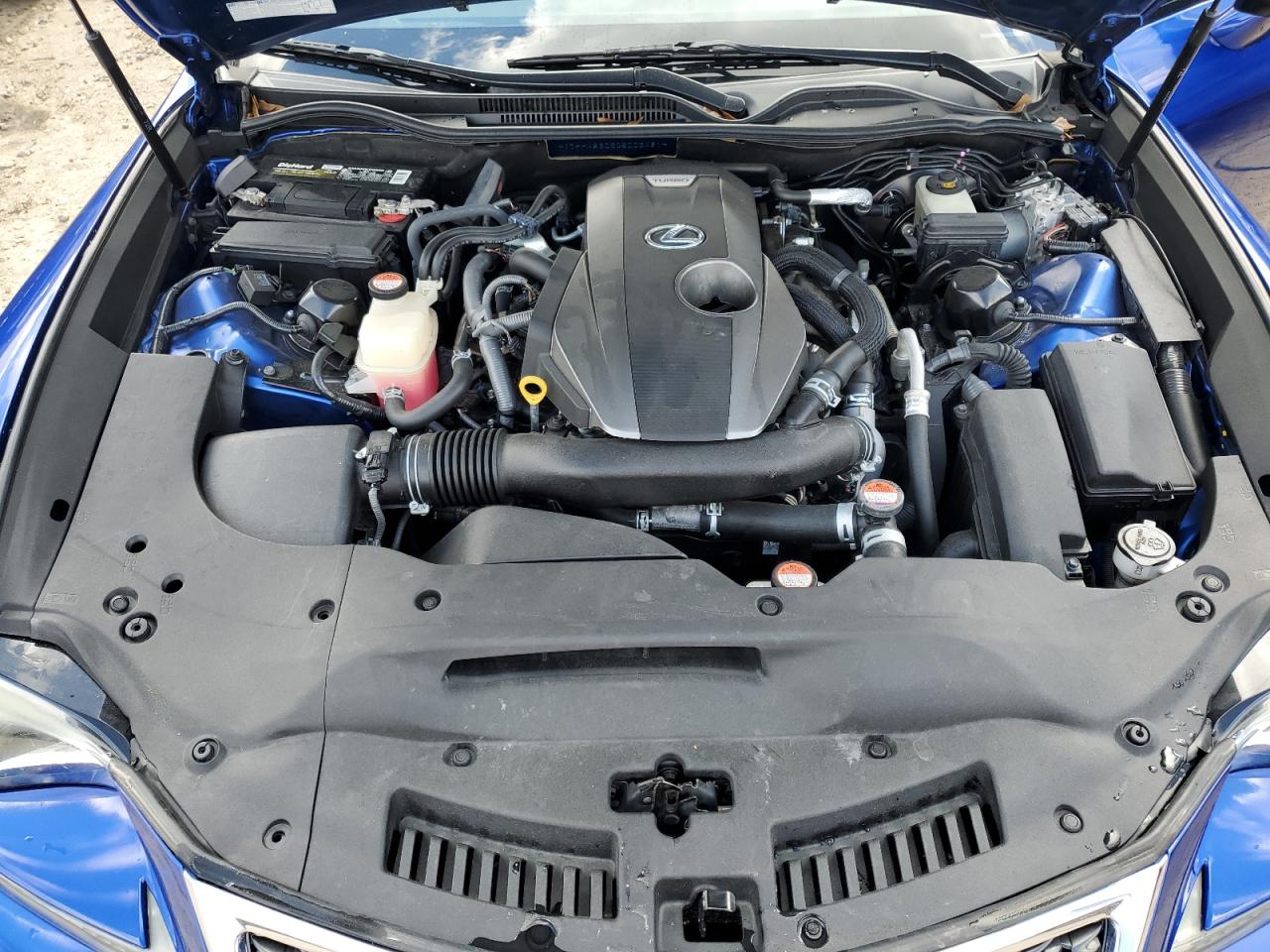2016 Lexus RC - Image 11