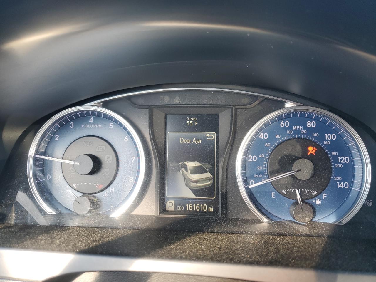 2016 Toyota Camry - Image 9