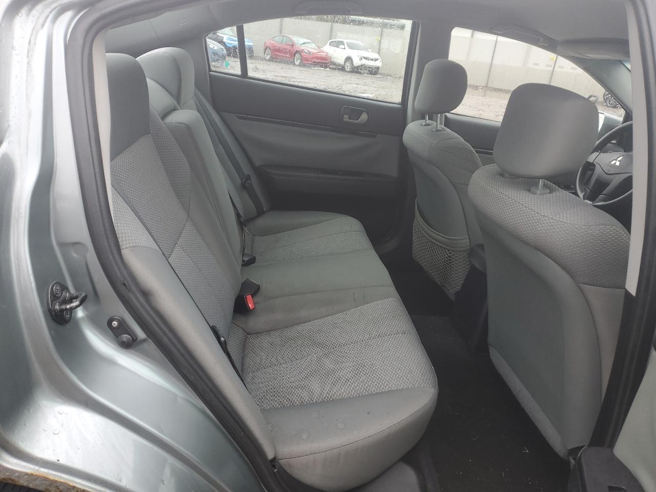 2009 Mitsubishi Galant - Image 11