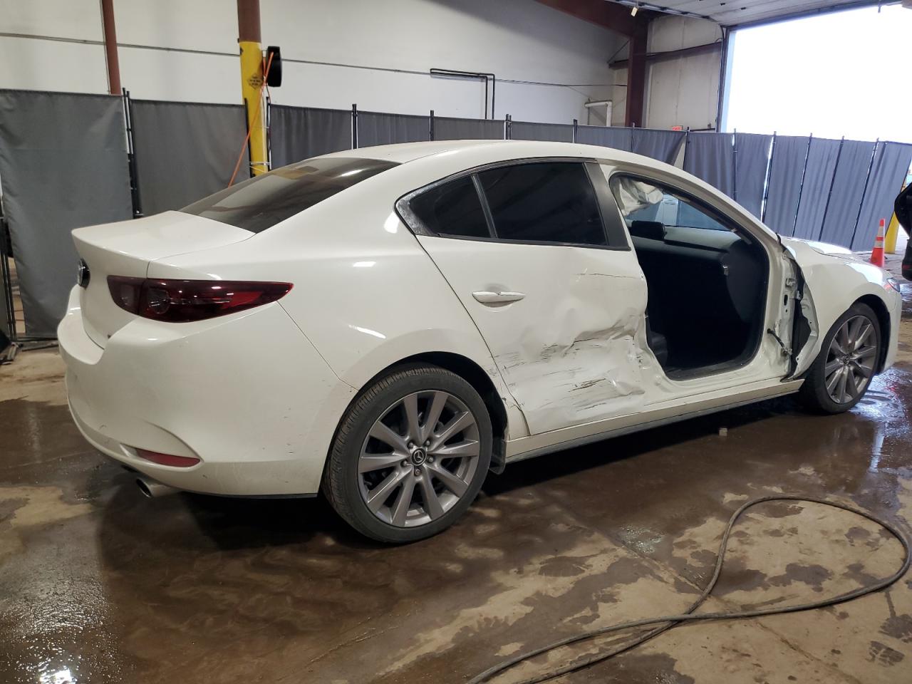 2019 Mazda 3 - Image 3