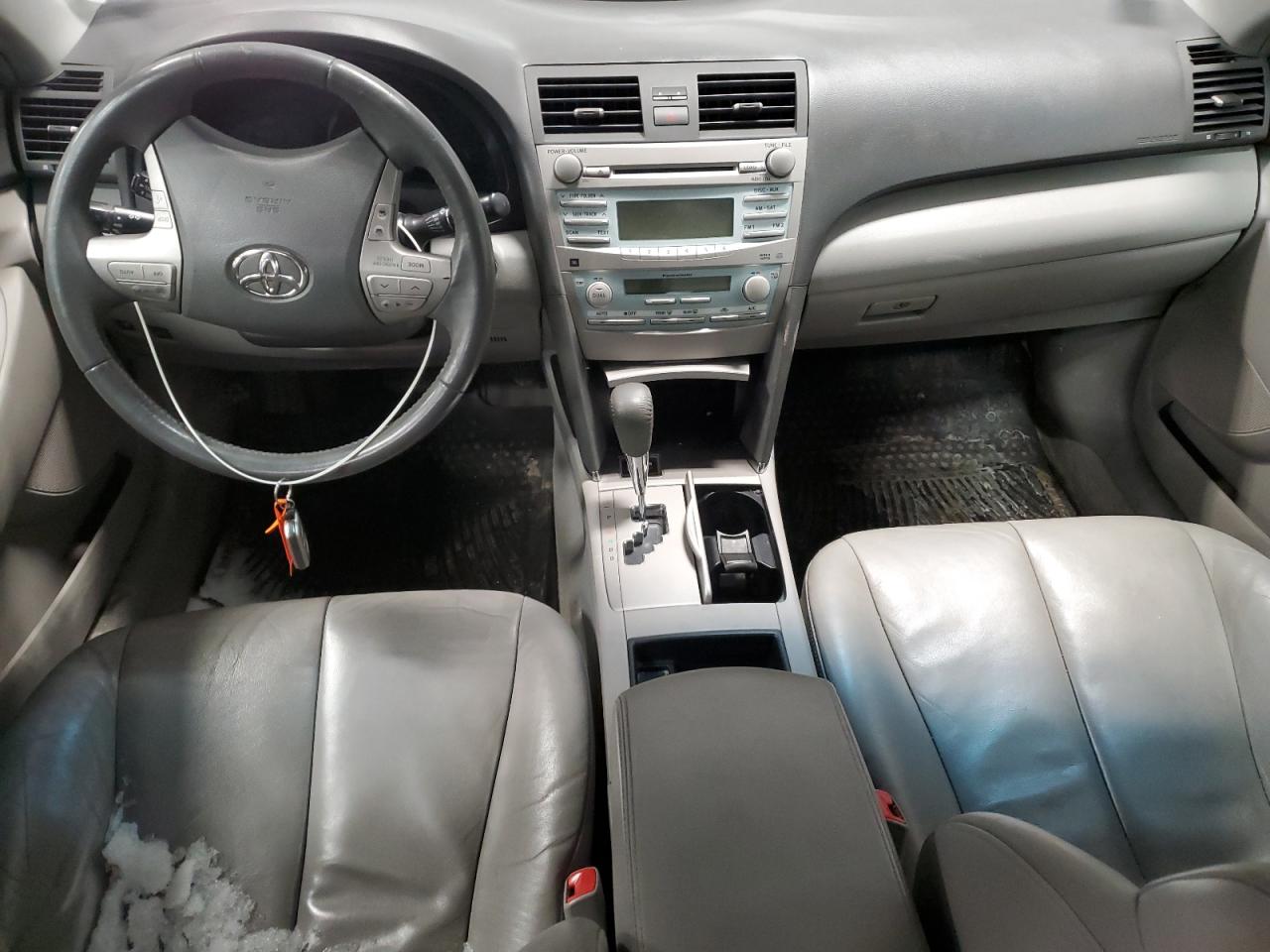 2009 Toyota Camry - Image 8
