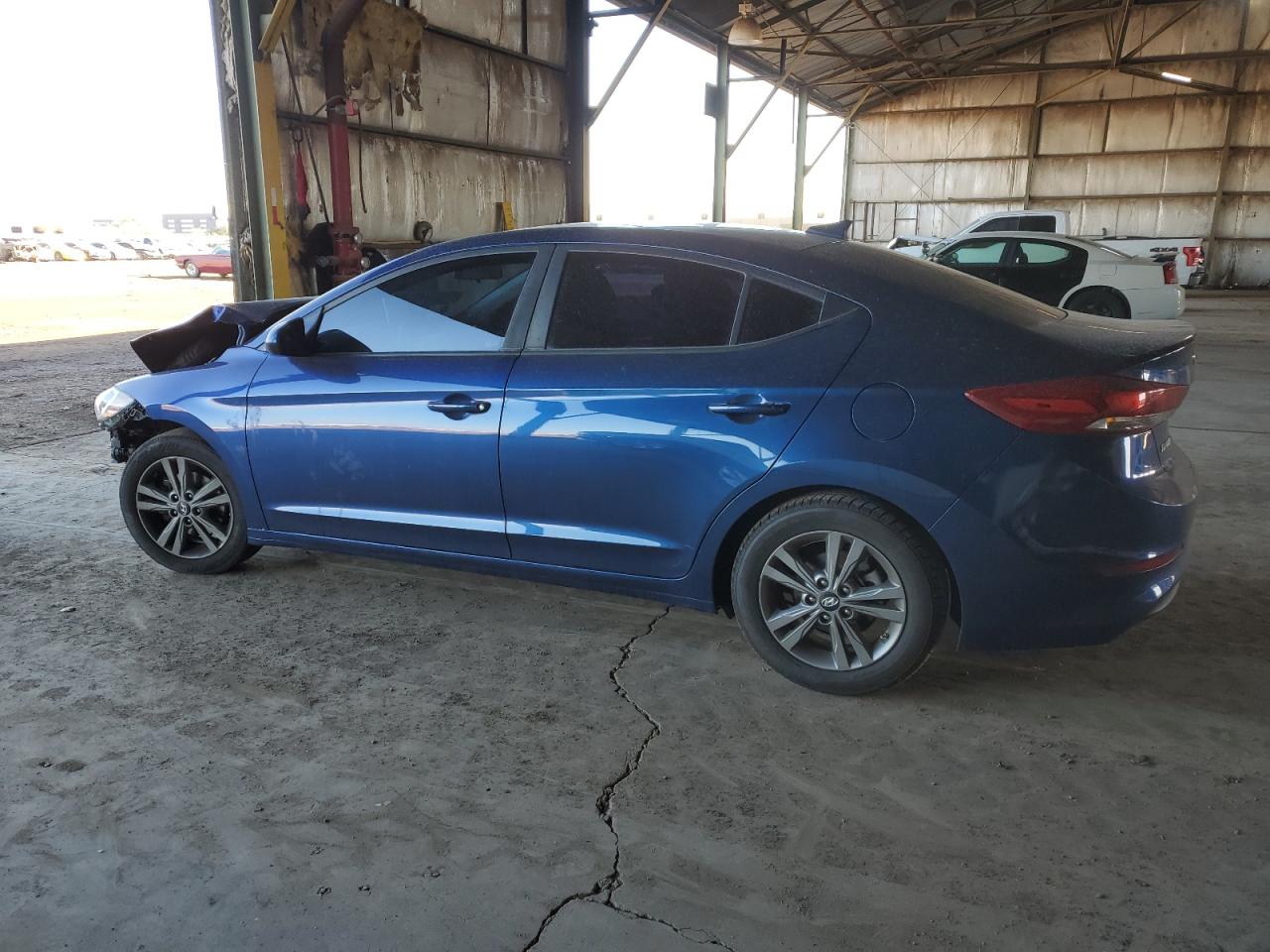 2018 Hyundai Elantra - Image 2