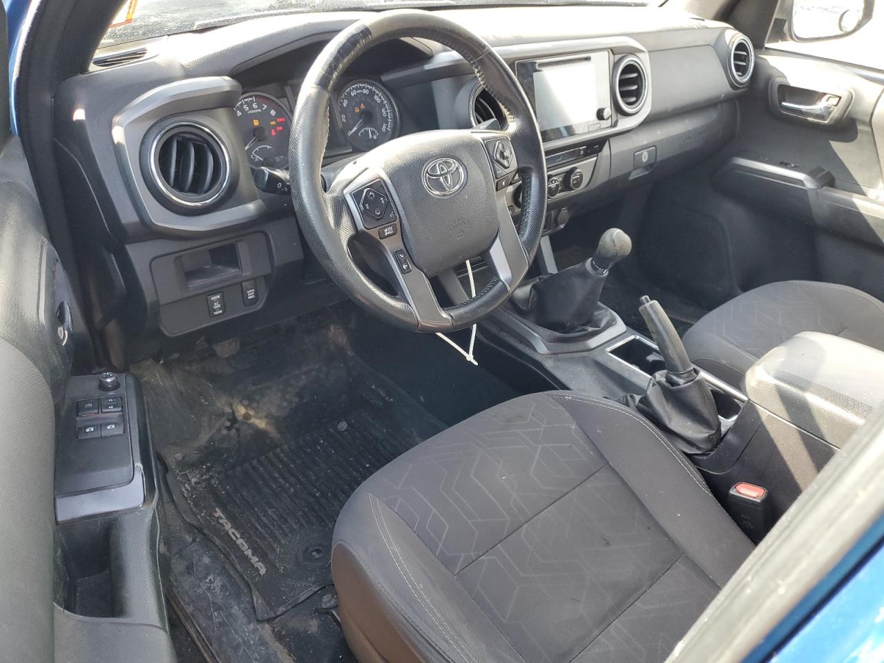 2016 Toyota Tacoma - Image 8