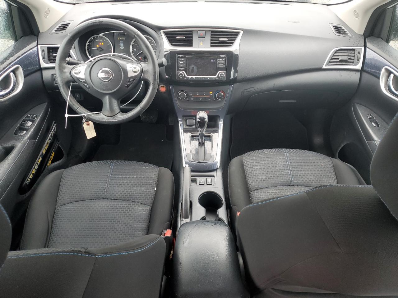 2017 Nissan Sentra - Image 8