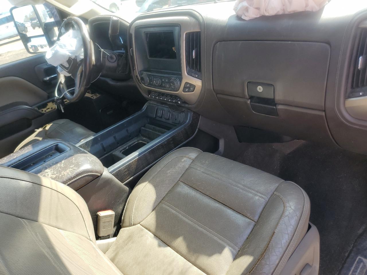 2015 GMC Sierra - Image 8