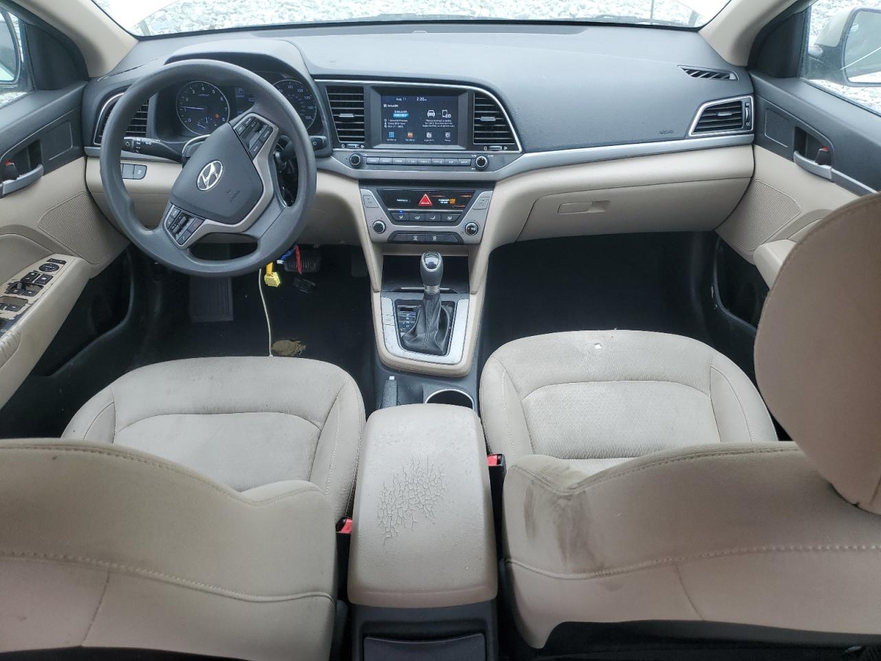 2017 Hyundai Elantra - Image 8