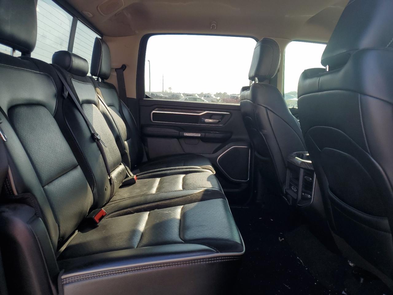2020 RAM 1500 - Image 10