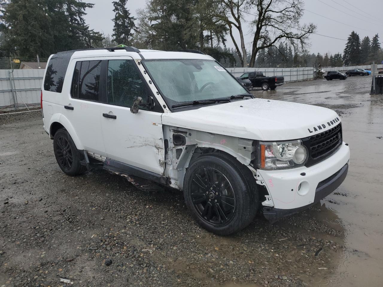 2013 Land Rover LR4 - Image 4