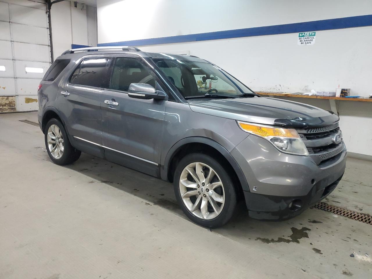 2013 Ford Explorer - Image 4