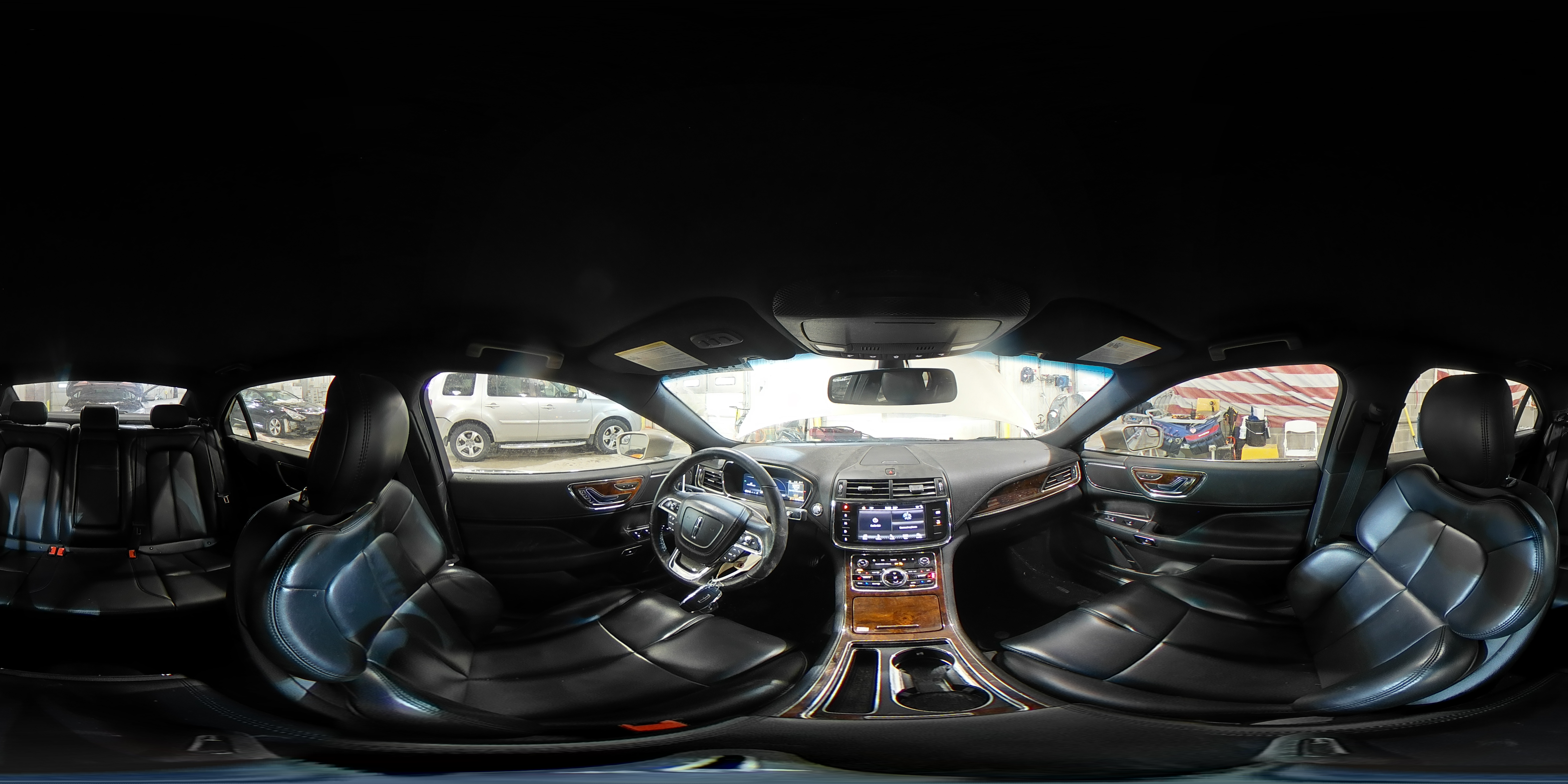 2017 Lincoln Continental - Image 13