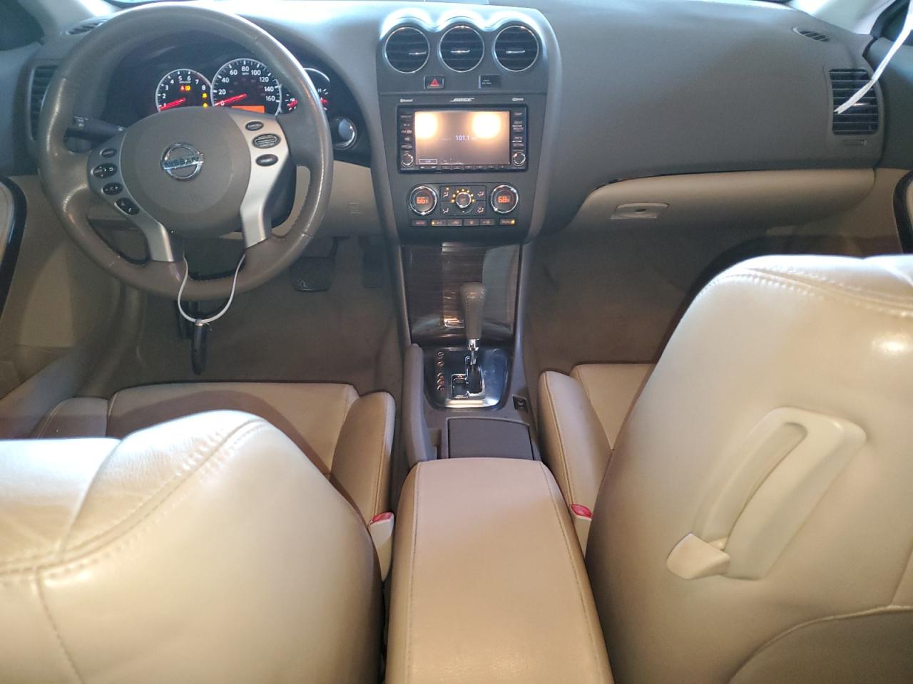 2013 Nissan Altima - Image 8