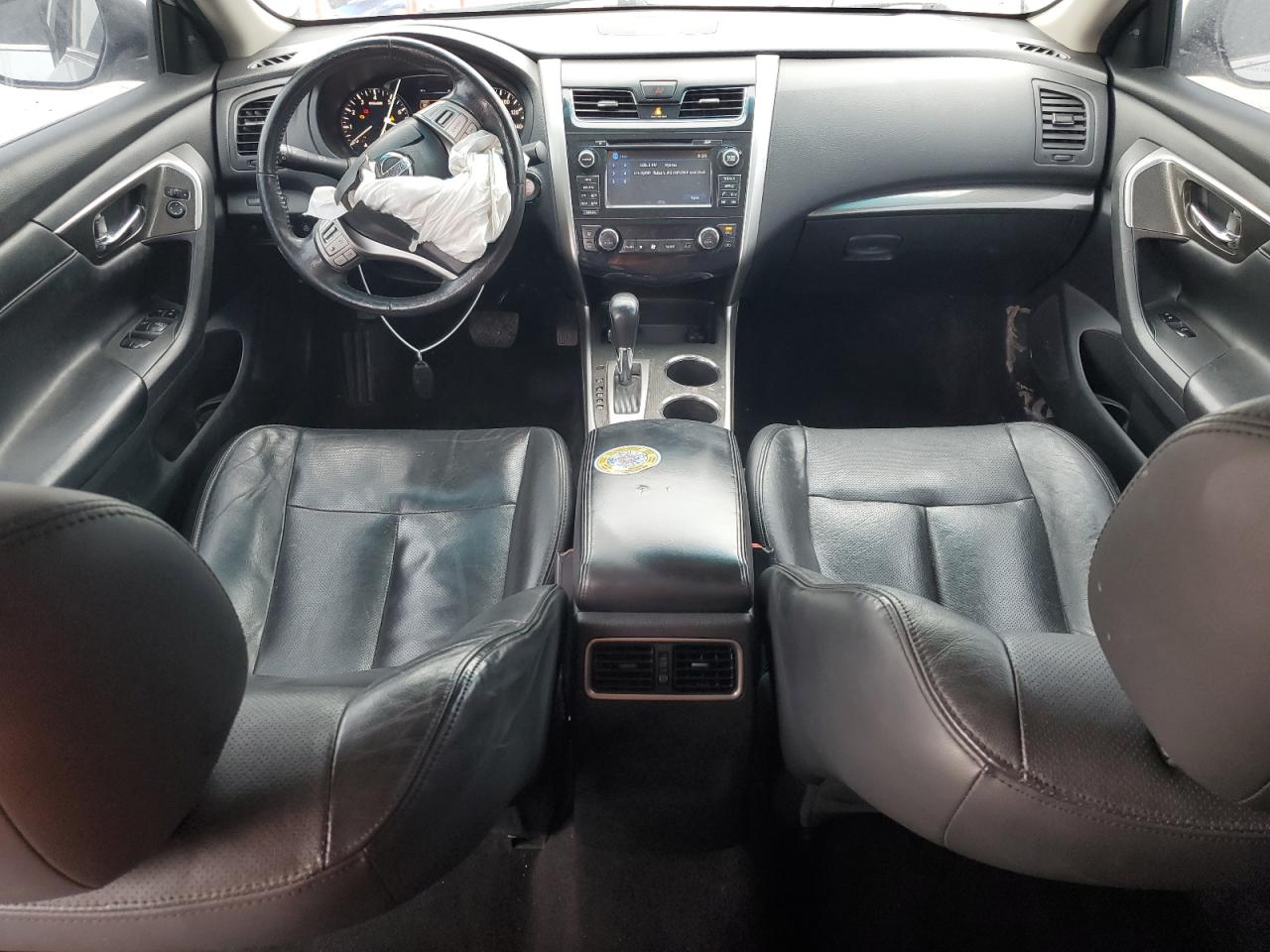2015 Nissan Altima - Image 8