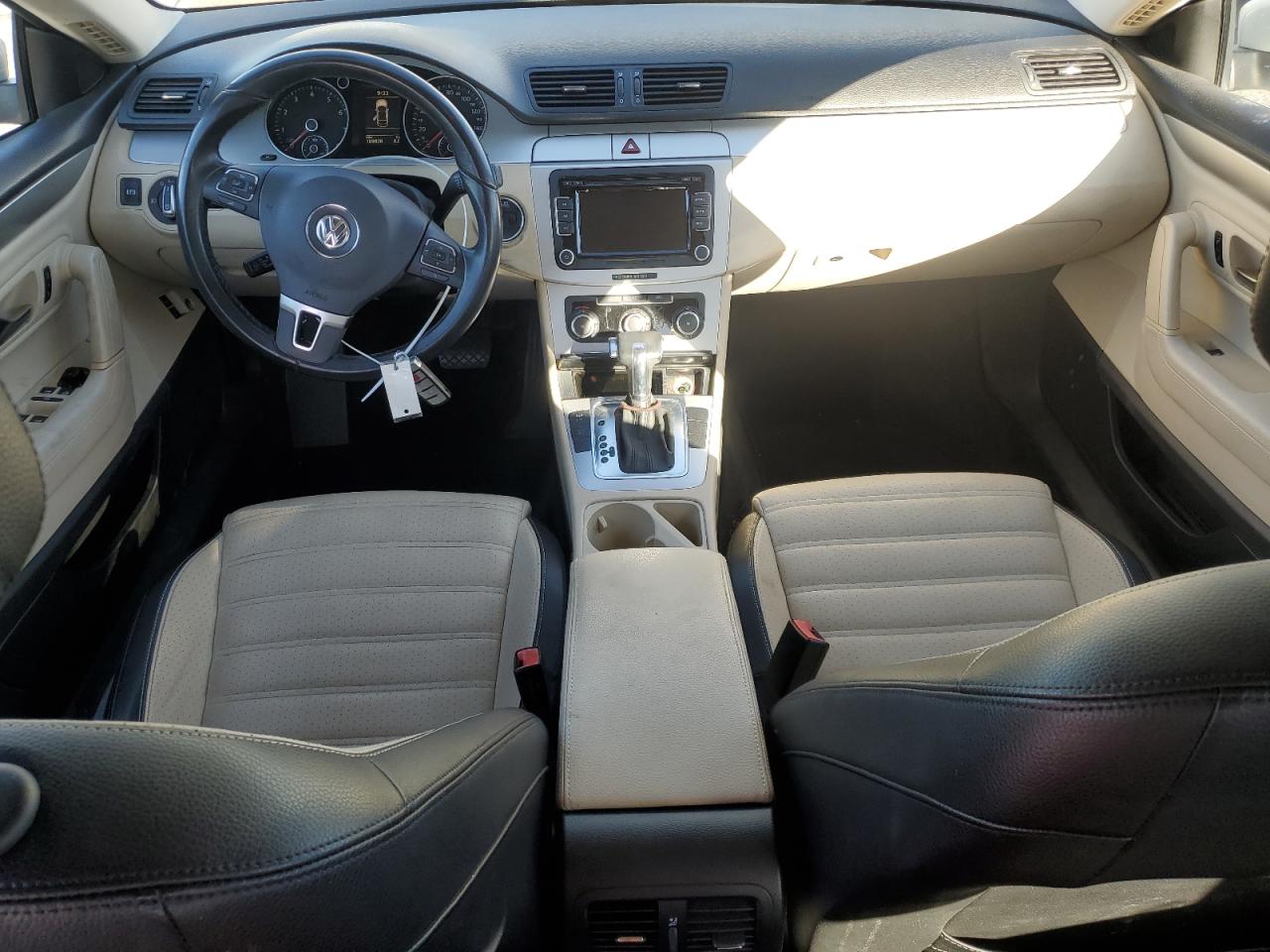 2010 Volkswagen Passat CC - Image 8