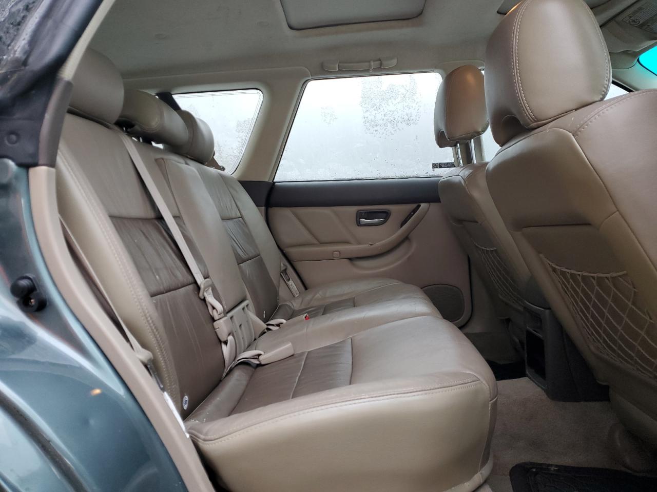2002 Subaru Legacy - Image 10