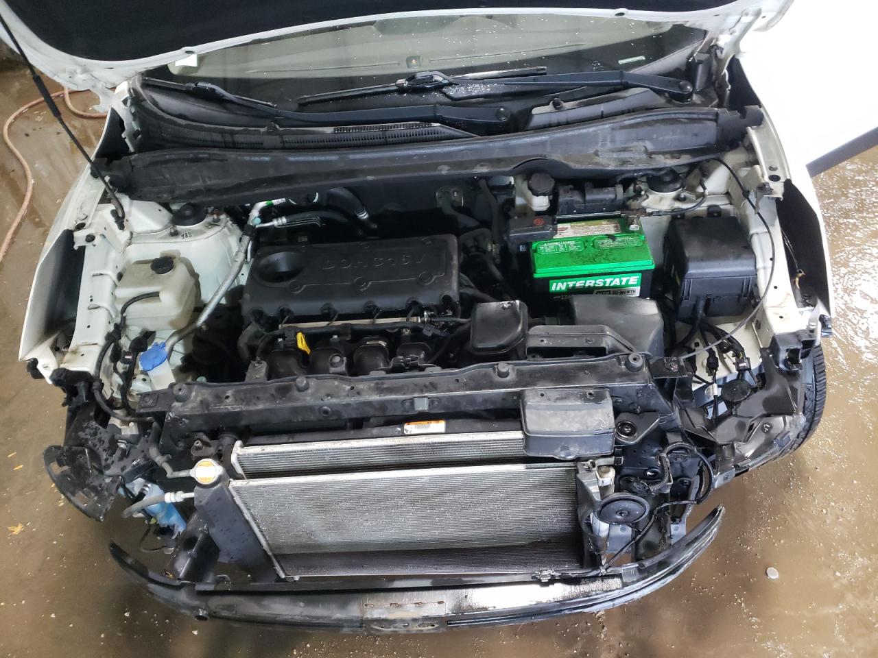 2012 Hyundai Tucson - Image 11