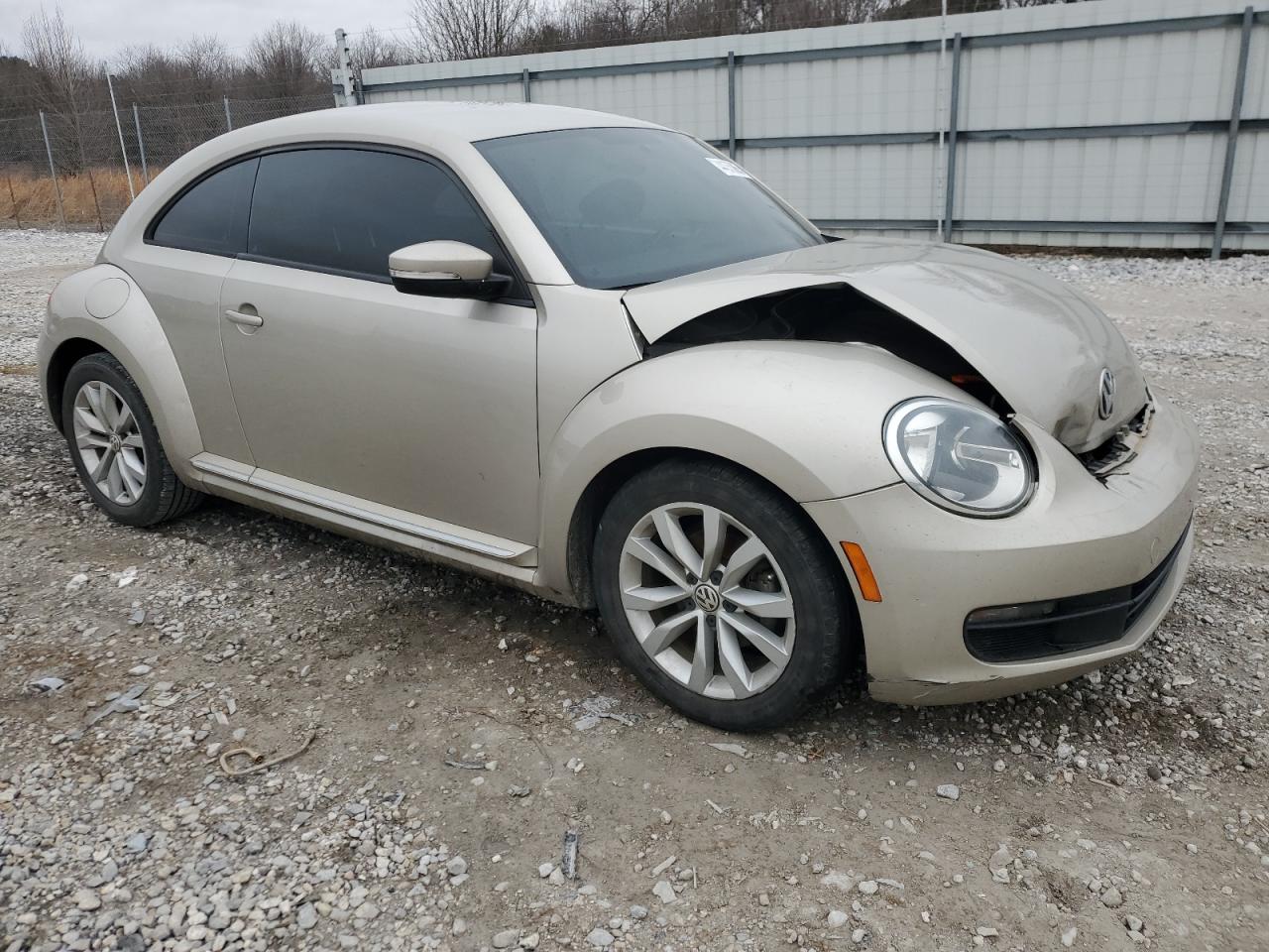 2012 Volkswagen Beetle - Image 4