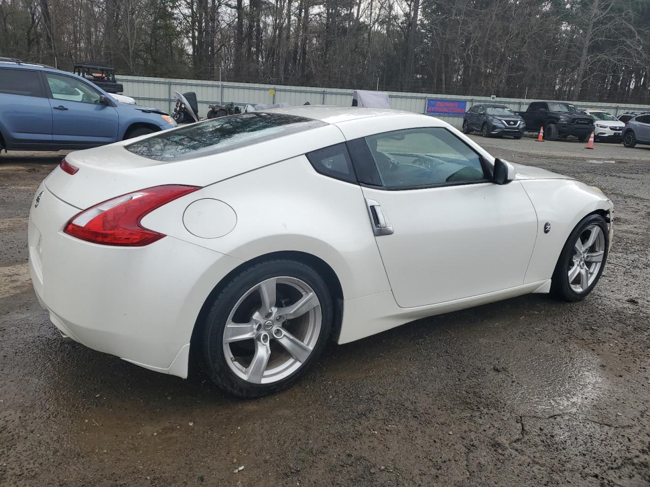2012 Nissan 370Z - Image 3